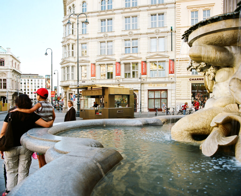 Albertina Sausage Stand, Wien