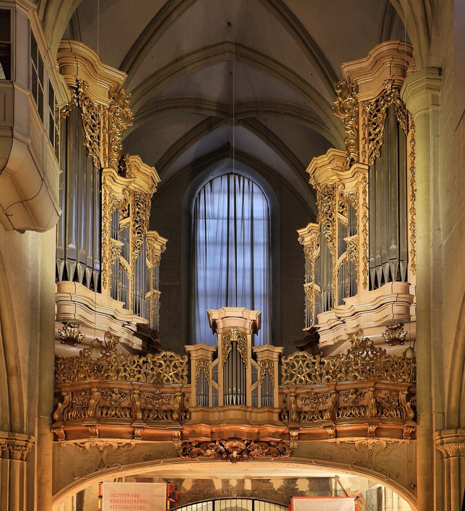 Michaelerkirche Wien, Orgel