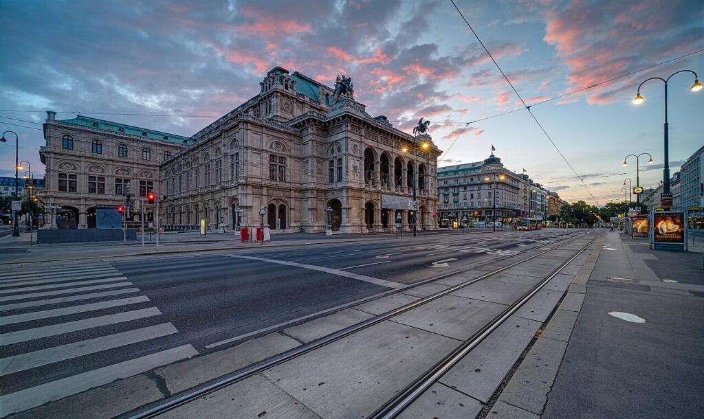 Wiener Staatsoper im Morgengrauen