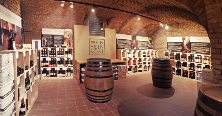 Porta Dextra, Haas & Haas Wein & Feinkost